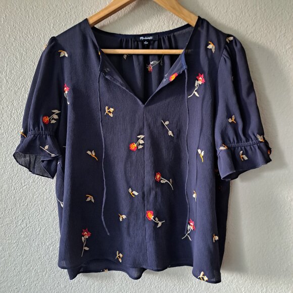 🩵Madewell Embroidered Floral Navy Women's Top Size Small - Picture 4 of 9